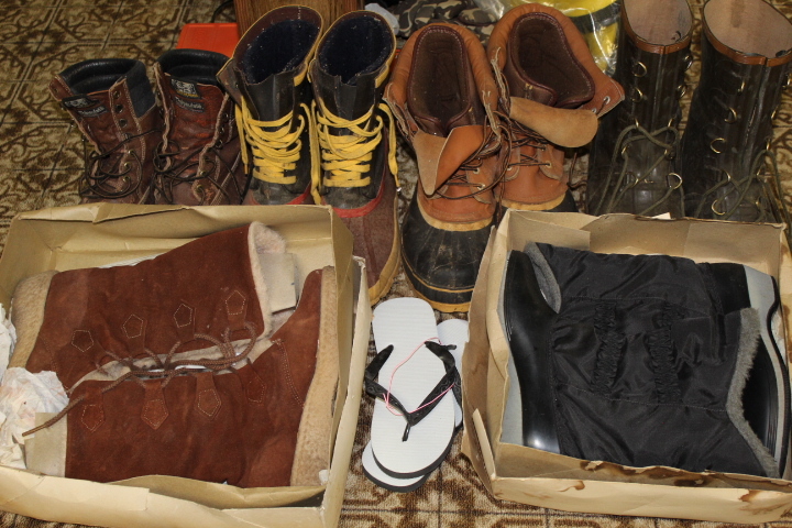 lot 186 image: Boot Lot