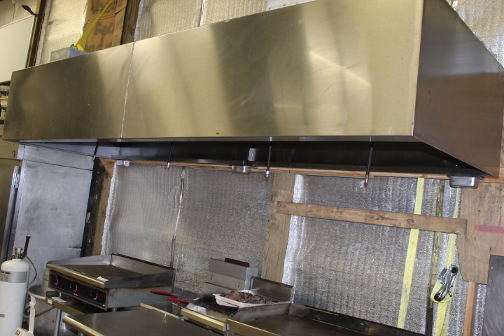 lot 11 image: 12 Exhaust Hood with Make-Up Air system