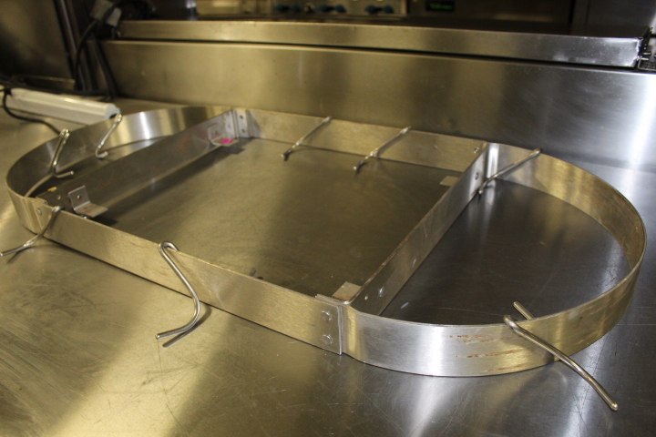 lot 74 image: Pot Rack