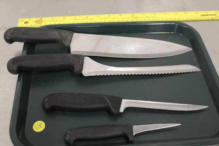 lot 160 image: 4 Piece Knife Lot - fresh sharpening