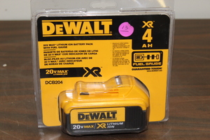 lot 13 image: DeWalt 20V Max Battery - Brand New