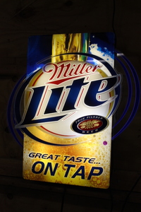 lot 15 image: Miller Lite Light