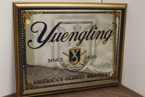 lot 21 image: Yuengling Picture  Mirror