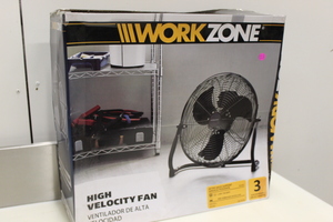lot 32 image: High Velocity 3 speed FAN - New in box