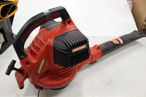 lot 39 image: Craftsman Gas Blower