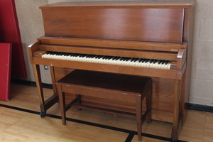 lot 23 image: Piano by Hamilton