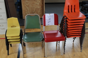 lot 29 image: Chair LOT including child sizes