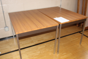 lot 31 image: Tables
