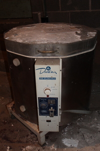 lot 45 image: Kiln