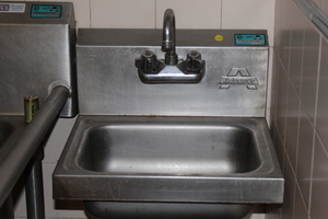 lot 54 image: Hand Sink
