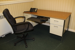 lot 81 image: Office Lot - All one bid