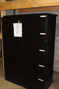 lot 124 image: Filing Cabinet