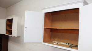 lot 152 image: Wall Cabinets