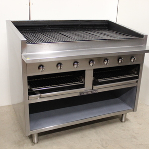 lot 10 image: 48 Floor model Radiant CHARBROILER by Bakers Pride