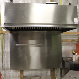 lot 18 image: 6 Exhaust Hood w rear wall Return Air - Very Nice