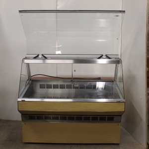lot 29 image: Deli Case  Refrigerated Display  by Federal
