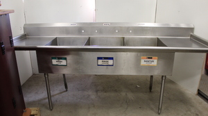 lot 59 image: 3 Bay Sink