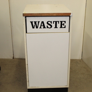 lot 109 image: Waste Can