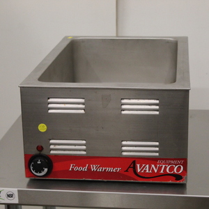 lot 110 image: Food Warmer
