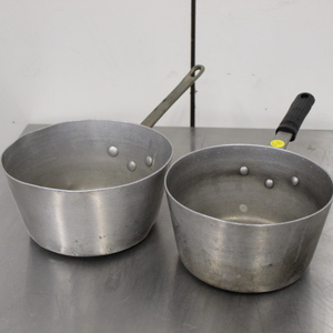 lot 142 image: Sauce pans