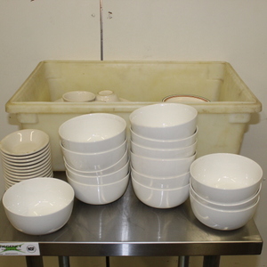 lot 150 image: Bowls and other various glass Lot