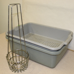 lot 167 image: Tortilla Salad bowl maker & pans
