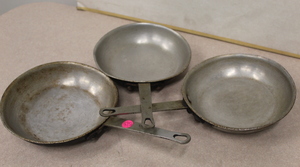 lot 181 image: 8 Frying Pans