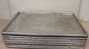 lot 204 image: Full Size Sheet Pans