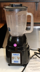 lot 30 image: Commercial Blender by Waring  NUBlend