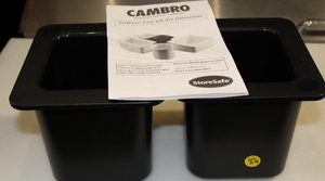 lot 64 image: ColdFest Pan by Cambro