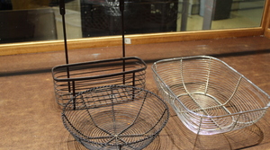 lot 78 image: Metal Basket Lot