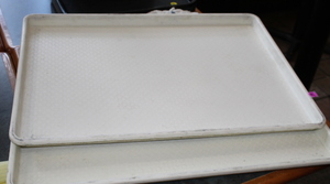 lot 100 image: Full Size Poly Sheet Pan