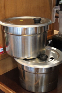 lot 109 image: Round Insert Soup Pan