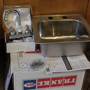 lot 131 image: Hand Sink - NEW