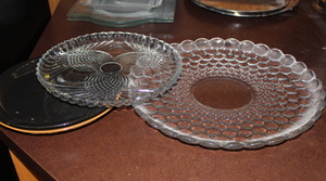 lot 134 image: Glass Platter Lot