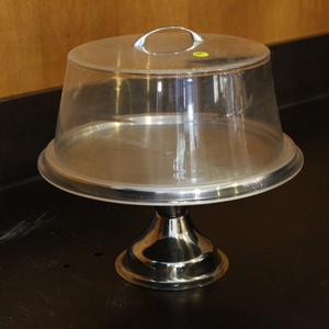 lot 135 image: Cake  Pie Stand