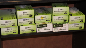 lot 162 image: Power-Free Vinyl Gloves