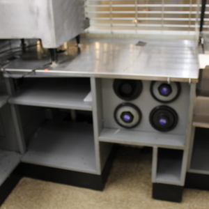 lot 10 image: Work station  cashier stand