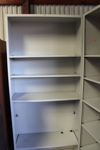 lot 27 image: Metal Shelving Units