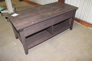lot 32 image: Wooden Coffee Table with compartment