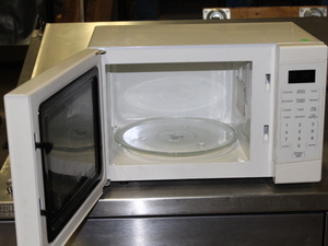 hotpoint microwave model jes636wk01