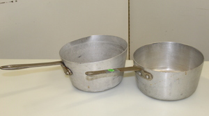 lot 76 image: Sauce Pots