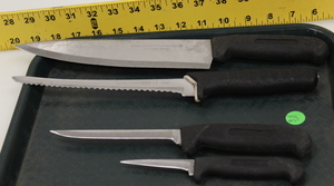 lot 83 image: Knife Set Lot