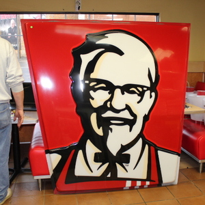lot 1 image: Colonel Sanders Sign