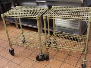 lot 219 image: Metro Style Rolling Carts