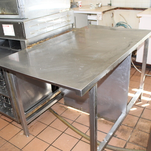 lot 24 image: Stainless Steel Table