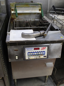 lot 4 image: Fryer by FryMaster
