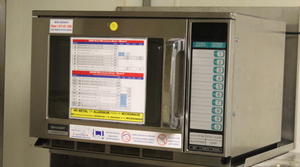 lot 18 image: Commercial Microwave