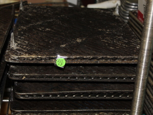 lot 233 image: Grill Racks