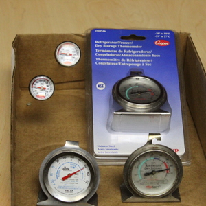 lot 270 image: Temperature Gauges  Thermometers Lot